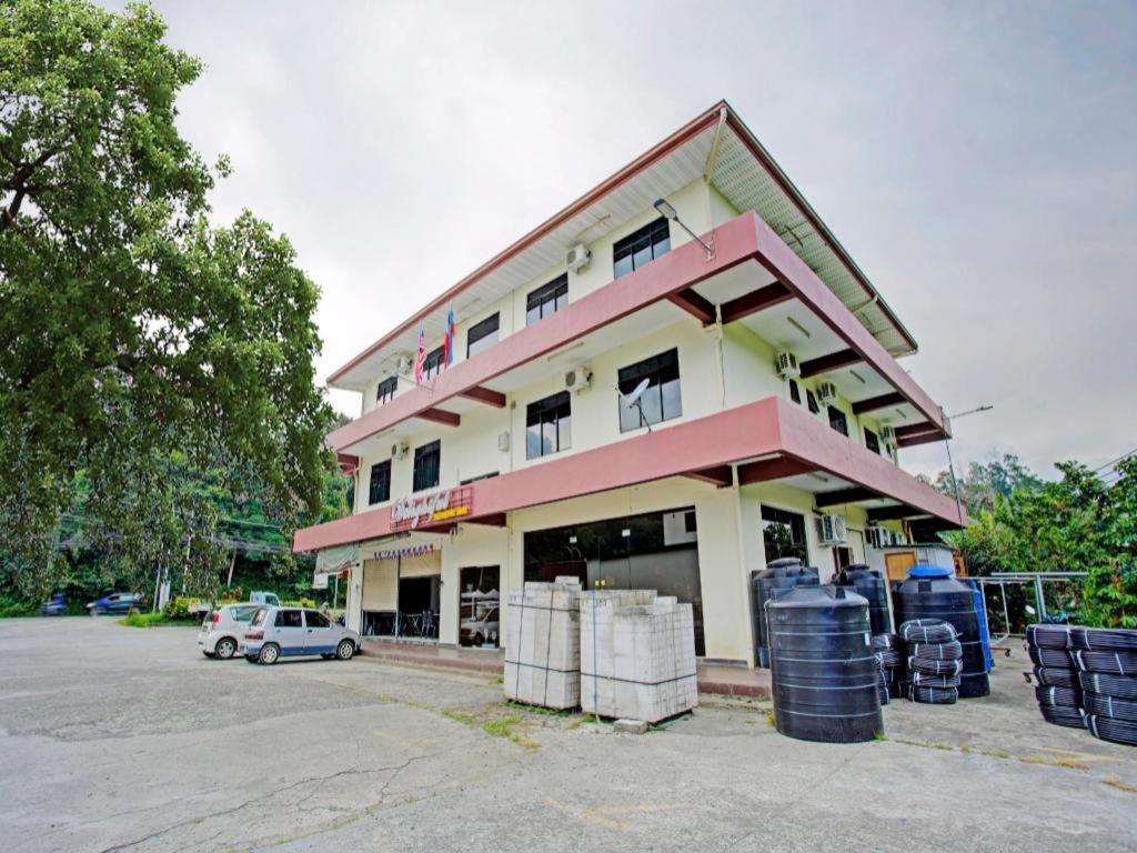 Oyo 90597 Delightful Holiday Inn Ranau Exterior photo